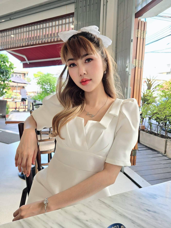 พีชชี่ อภิสรา สาวสวย